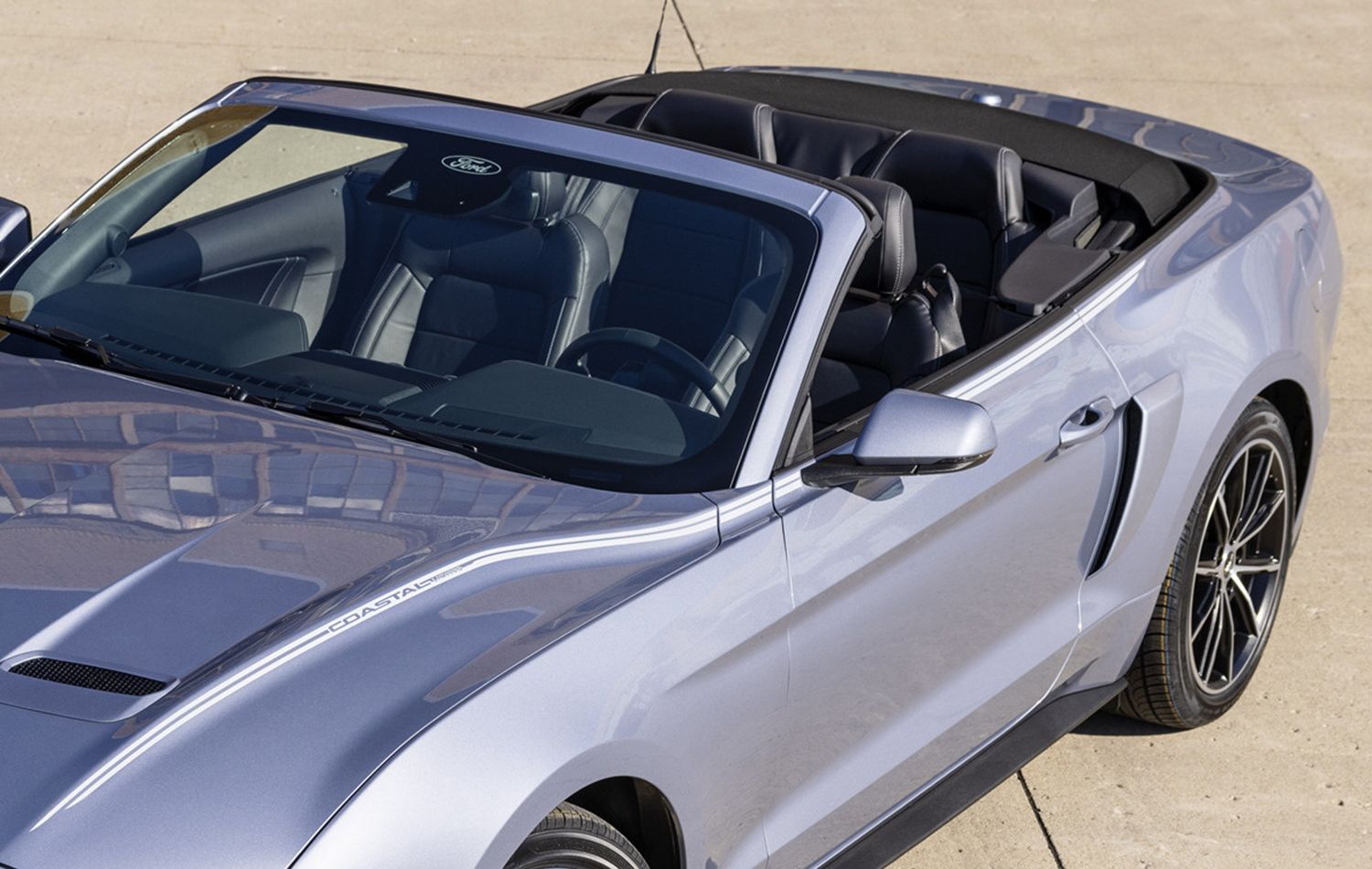 Ford Mustang - Imagen 3